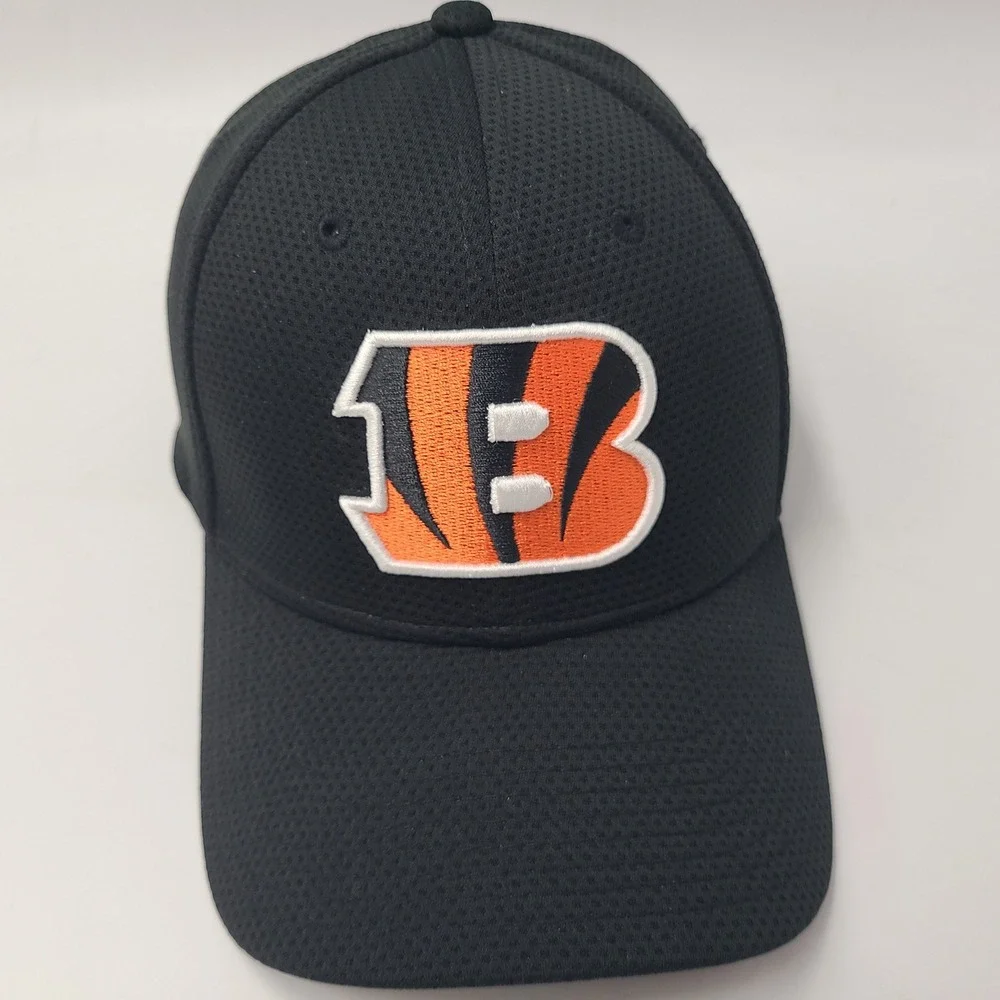 Cincinnati Bengals Hat Fitted M-L New Era 39Thirty Black Orange NFL Football Men